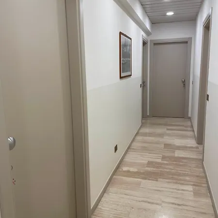 Clementi Hotel